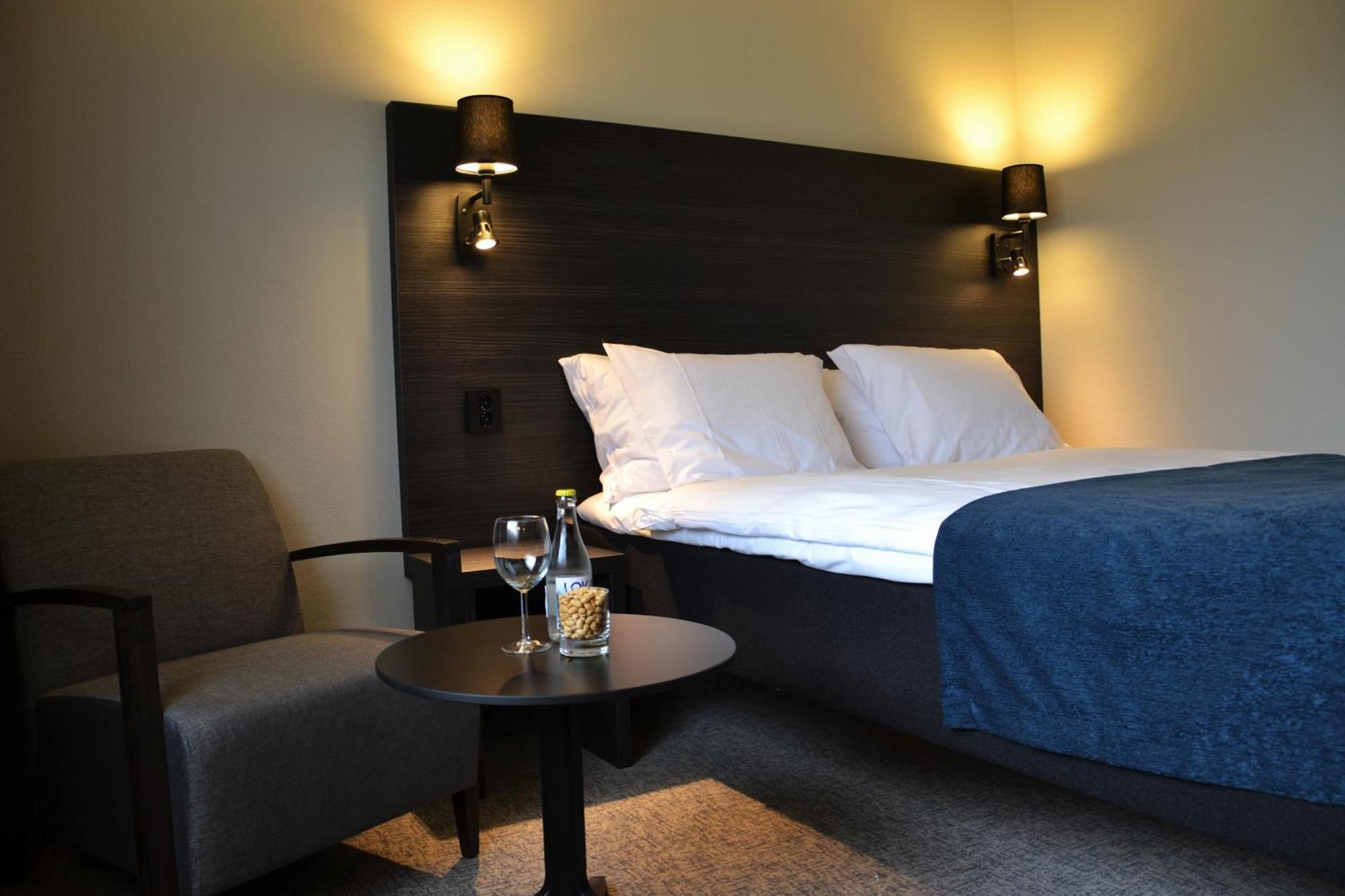 Best Western Hotel Scheele Köping Extérieur photo